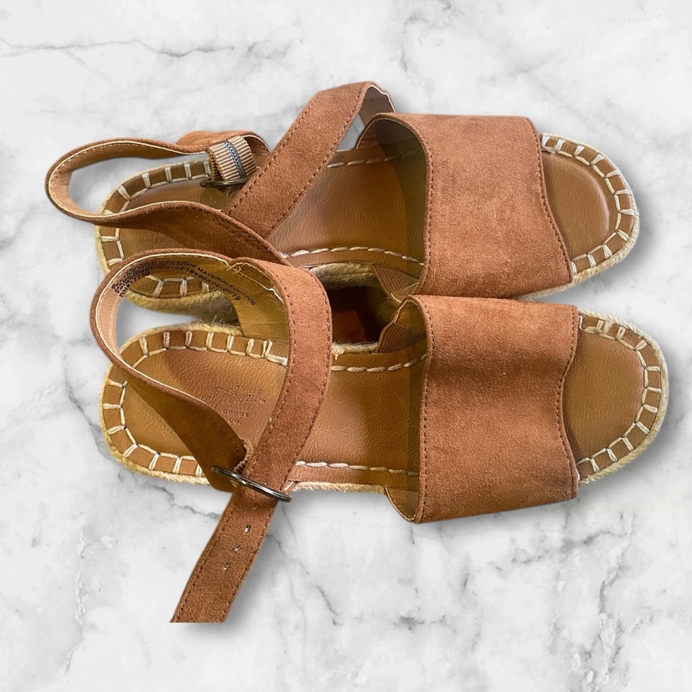Girls  wedges brown straps universal thread